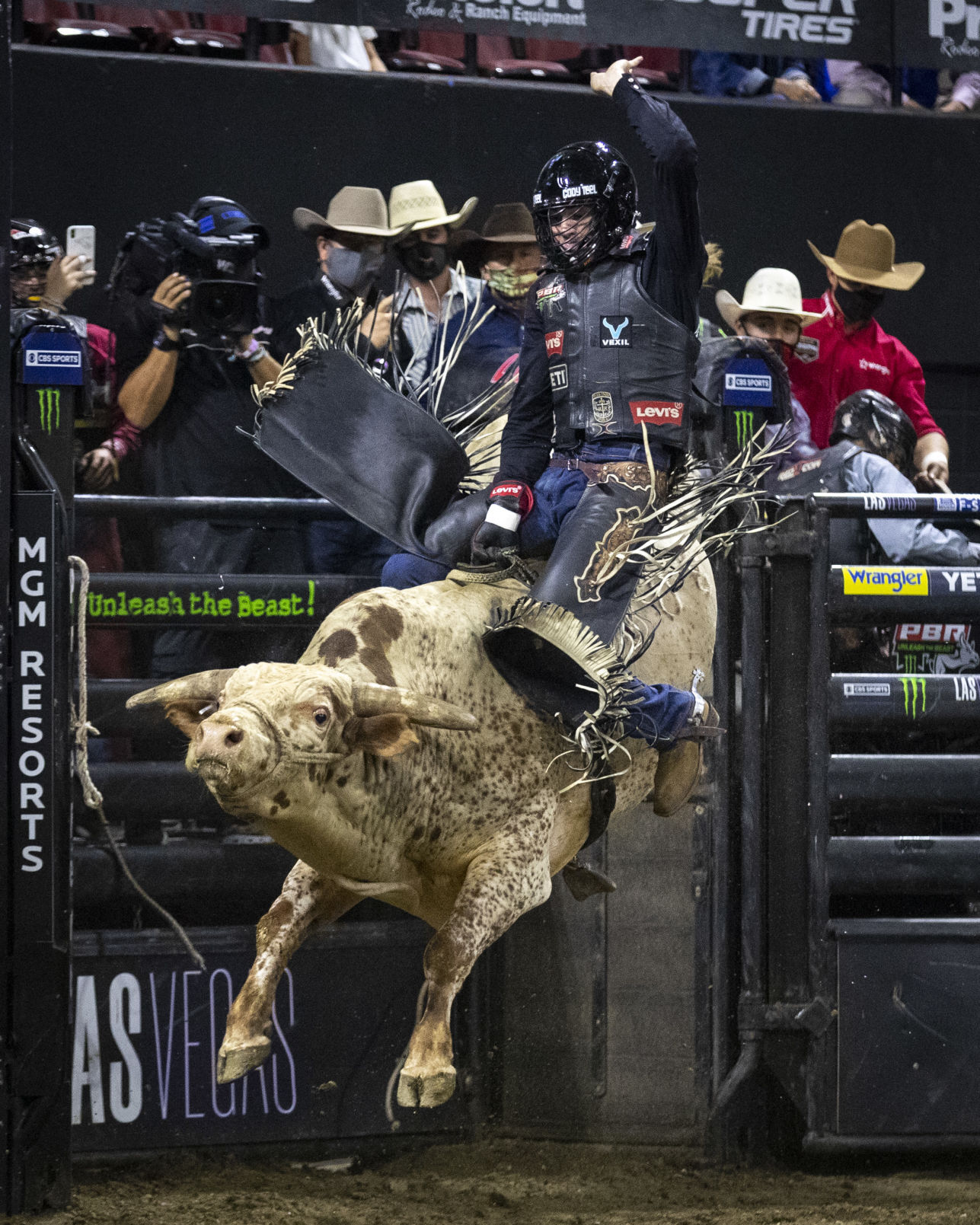 PBR Unleash the Beast Ariat Invitational